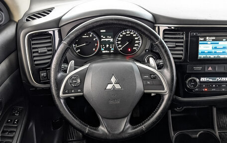 Mitsubishi Outlander III рестайлинг 3, 2013 год, 1 290 000 рублей, 22 фотография