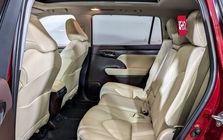 Toyota Highlander, 2021 год, 5 700 000 рублей, 12 фотография