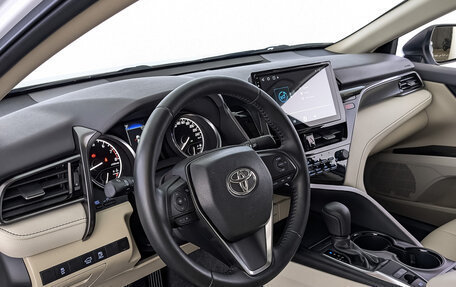 Toyota Camry, 2023 год, 4 000 000 рублей, 15 фотография