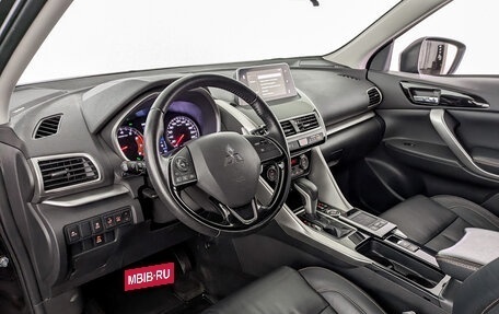 Mitsubishi Eclipse Cross, 2019 год, 2 400 000 рублей, 16 фотография