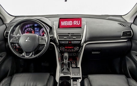 Mitsubishi Eclipse Cross, 2019 год, 2 400 000 рублей, 14 фотография