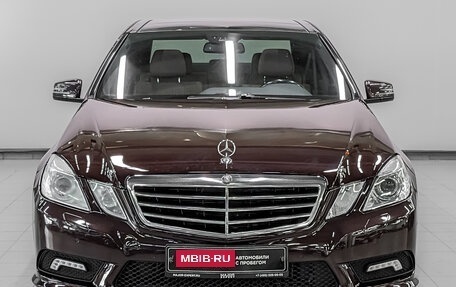Mercedes-Benz E-Класс, 2011 год, 1 480 000 рублей, 2 фотография