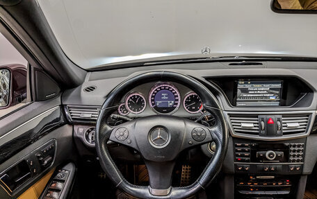Mercedes-Benz E-Класс, 2011 год, 1 480 000 рублей, 22 фотография