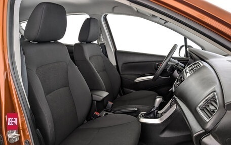 Suzuki SX4 II рестайлинг, 2016 год, 1 390 000 рублей, 24 фотография