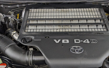 Toyota Land Cruiser 200, 2015 год, 4 320 000 рублей, 9 фотография