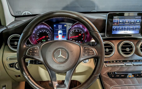 Mercedes-Benz GLC, 2018 год, 3 300 000 рублей, 21 фотография