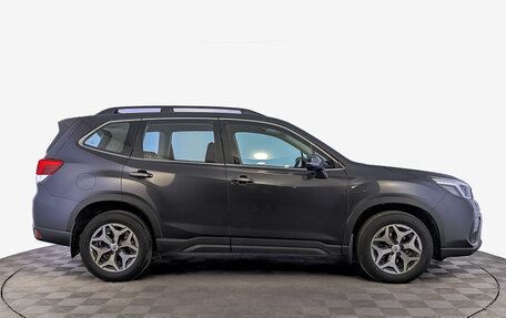 Subaru Forester, 2019 год, 2 990 000 рублей, 4 фотография
