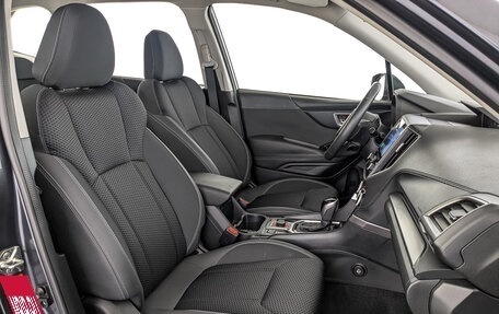 Subaru Forester, 2019 год, 2 990 000 рублей, 24 фотография