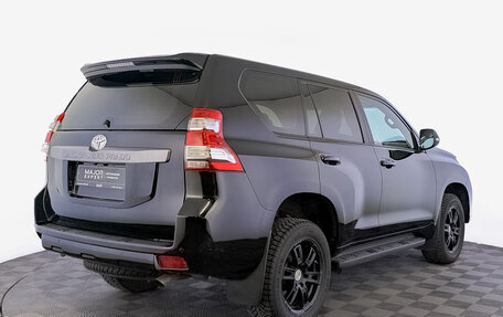 Toyota Land Cruiser Prado 150 рестайлинг 2, 2016 год, 4 490 000 рублей, 5 фотография