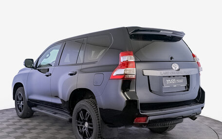 Toyota Land Cruiser Prado 150 рестайлинг 2, 2016 год, 4 490 000 рублей, 7 фотография