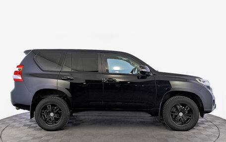 Toyota Land Cruiser Prado 150 рестайлинг 2, 2016 год, 4 490 000 рублей, 4 фотография