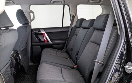Toyota Land Cruiser Prado 150 рестайлинг 2, 2016 год, 4 490 000 рублей, 18 фотография