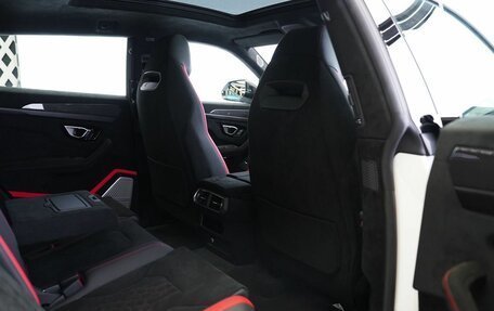 Lamborghini Urus I, 2024 год, 47 000 000 рублей, 11 фотография