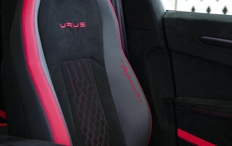 Lamborghini Urus I, 2024 год, 47 000 000 рублей, 17 фотография