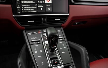 Porsche Cayenne III, 2021 год, 8 999 000 рублей, 16 фотография