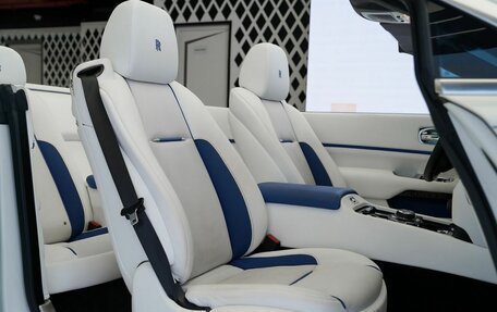 Rolls-Royce Dawn, 2022 год, 57 000 000 рублей, 10 фотография
