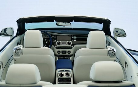 Rolls-Royce Dawn, 2022 год, 57 000 000 рублей, 11 фотография