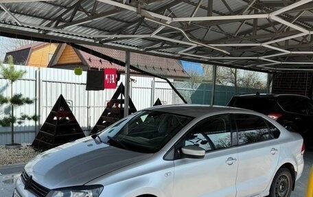 Volkswagen Polo VI (EU Market), 2010 год, 570 000 рублей, 2 фотография