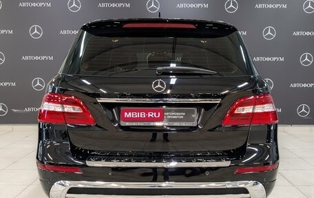 Mercedes-Benz M-Класс, 2015 год, 3 150 000 рублей, 6 фотография