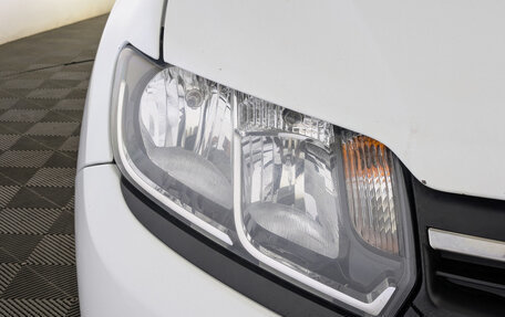 Renault Logan II, 2016 год, 750 000 рублей, 11 фотография