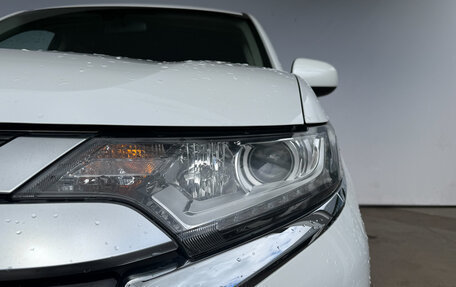 Mitsubishi Outlander III рестайлинг 3, 2022 год, 2 750 000 рублей, 17 фотография
