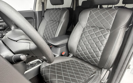Mitsubishi Outlander III рестайлинг 3, 2022 год, 2 750 000 рублей, 20 фотография