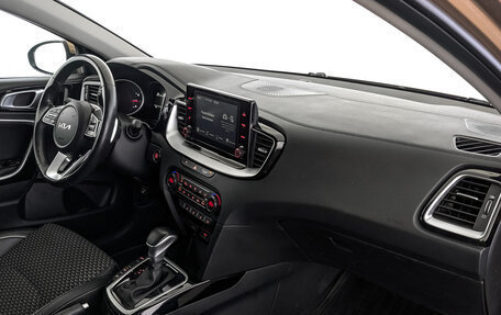 KIA cee'd III, 2021 год, 2 200 000 рублей, 13 фотография