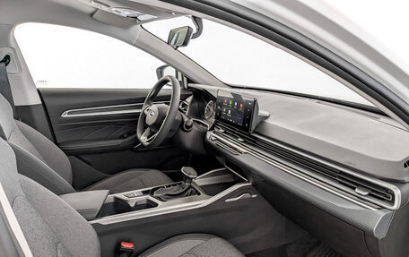 Geely Emgrand, 2024 год, 1 900 000 рублей, 11 фотография
