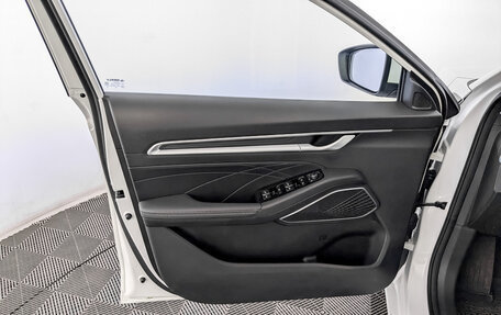 Geely Emgrand, 2024 год, 1 900 000 рублей, 19 фотография