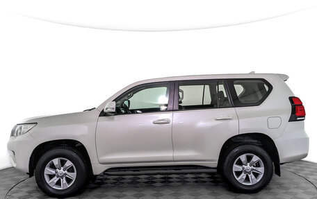 Toyota Land Cruiser Prado 150 рестайлинг 2, 2019 год, 4 440 000 рублей, 8 фотография