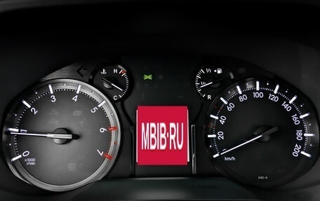 Toyota Land Cruiser Prado 150 рестайлинг 2, 2019 год, 4 440 000 рублей, 13 фотография