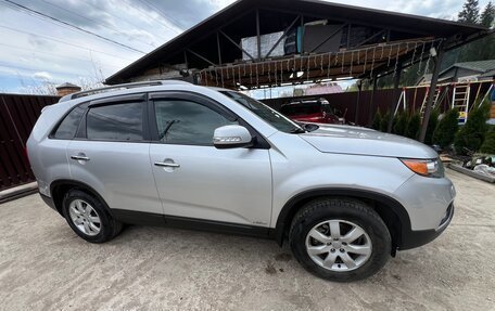 KIA Sorento II рестайлинг, 2011 год, 1 400 000 рублей, 2 фотография