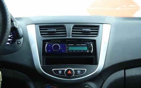 Hyundai Solaris II рестайлинг, 2012 год, 770 000 рублей, 14 фотография