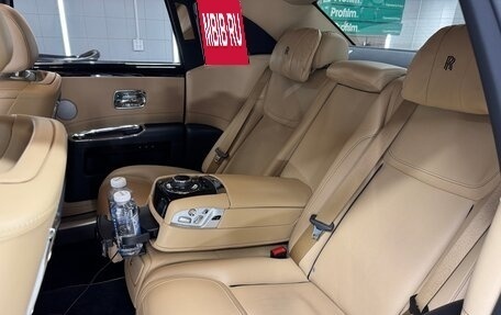 Rolls-Royce Ghost I, 2016 год, 20 000 000 рублей, 14 фотография