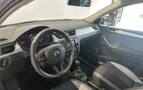 Skoda Rapid I, 2019 год, 1 500 000 рублей, 13 фотография
