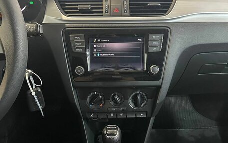 Skoda Rapid I, 2019 год, 1 500 000 рублей, 16 фотография