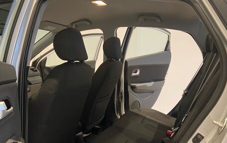 KIA Rio III рестайлинг, 2014 год, 1 050 000 рублей, 13 фотография