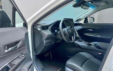 Toyota Venza, 2022 год, 2 900 000 рублей, 8 фотография