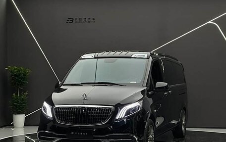 Mercedes-Benz Vito, 2022 год, 5 500 000 рублей, 1 фотография