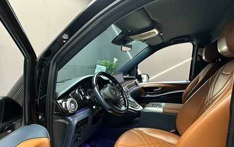 Mercedes-Benz Vito, 2022 год, 5 500 000 рублей, 5 фотография