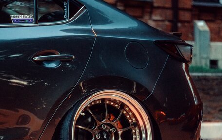 Mazda 3, 2018 год, 2 499 999 рублей, 2 фотография