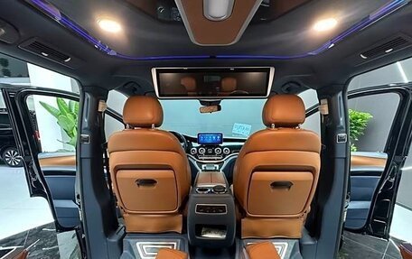 Mercedes-Benz Vito, 2022 год, 5 500 000 рублей, 7 фотография