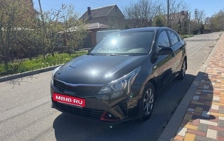 KIA Rio IV, 2021 год, 1 650 000 рублей, 5 фотография