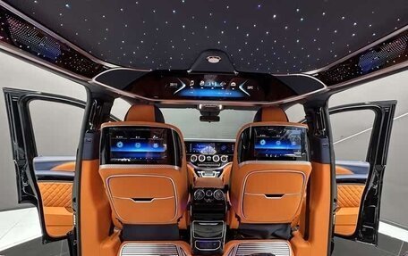 Mercedes-Benz Vito, 2022 год, 5 800 000 рублей, 7 фотография