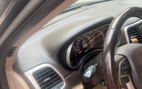 Jeep Grand Cherokee, 2014 год, 2 800 000 рублей, 4 фотография