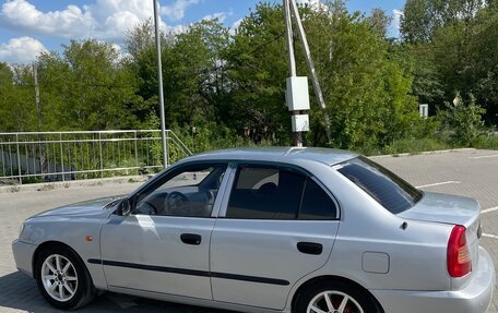 Hyundai Accent II, 2004 год, 290 000 рублей, 2 фотография