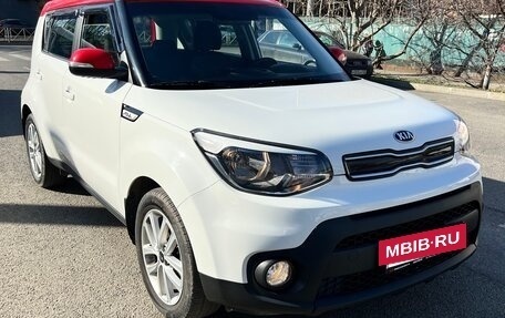 KIA Soul II рестайлинг, 2018 год, 1 587 000 рублей, 3 фотография