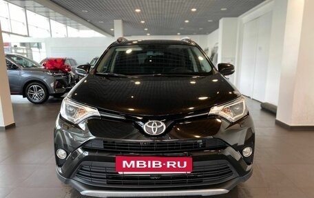 Toyota RAV4, 2016 год, 2 365 000 рублей, 8 фотография