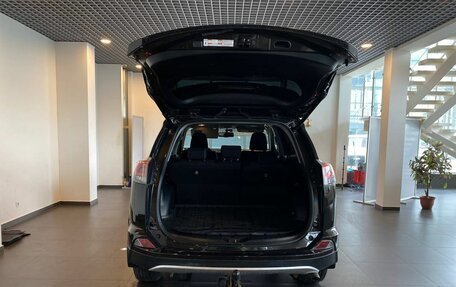 Toyota RAV4, 2016 год, 2 365 000 рублей, 37 фотография
