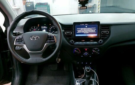Hyundai Solaris II рестайлинг, 2021 год, 1 547 000 рублей, 6 фотография